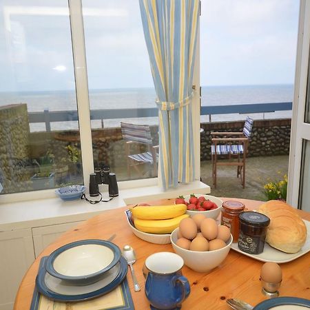 Sea View 3 Promenade Villa Sheringham Bagian luar foto